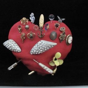 Vintage Heart Full of 20 Stick Lapel Hat Pins
